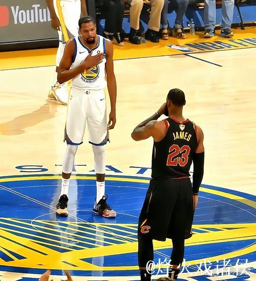 杜兰特砍下30分詹姆斯手感冰凉 湖人负太阳三连胜终结