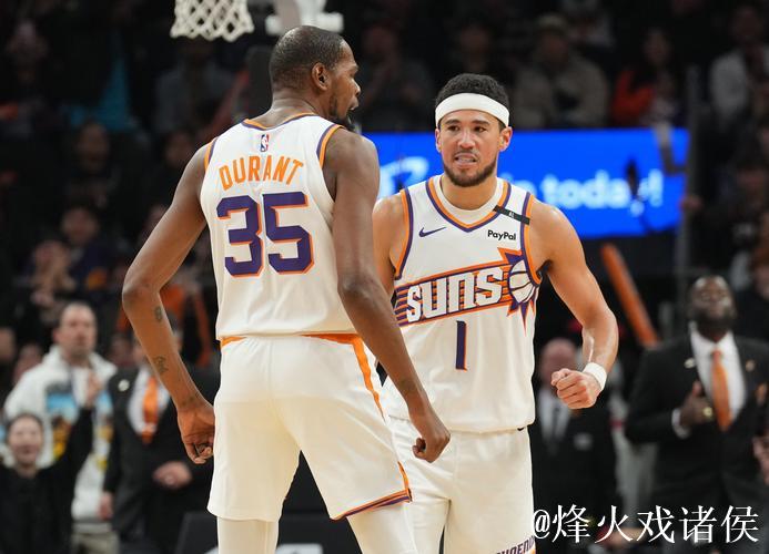 火箭险胜森林狼晋级淘汰赛 马刺力克爵士4连胜